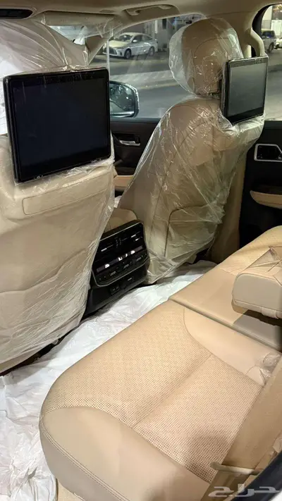 لاندكروزر VXR م 2022 10