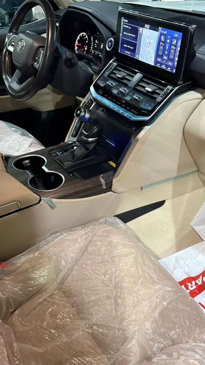 لاندكروزر VXR م 2022 12