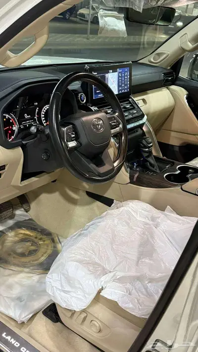 لاندكروزر VXR م 2022 8