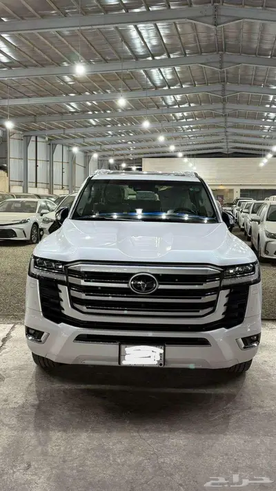 لاندكروزر VXR م 2022 1