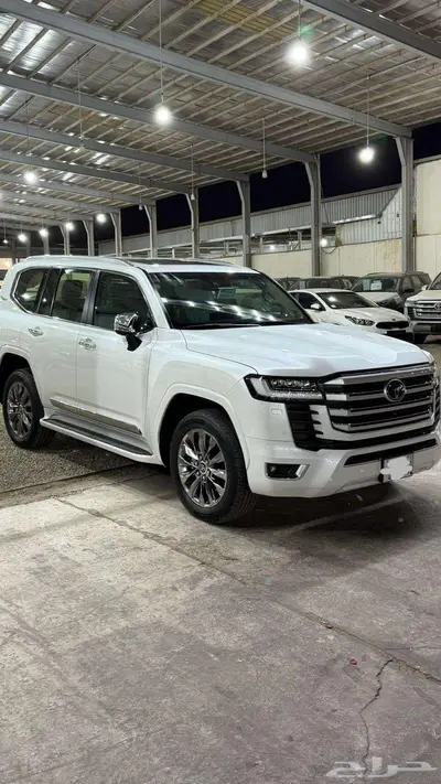 لاندكروزر VXR م 2022 4