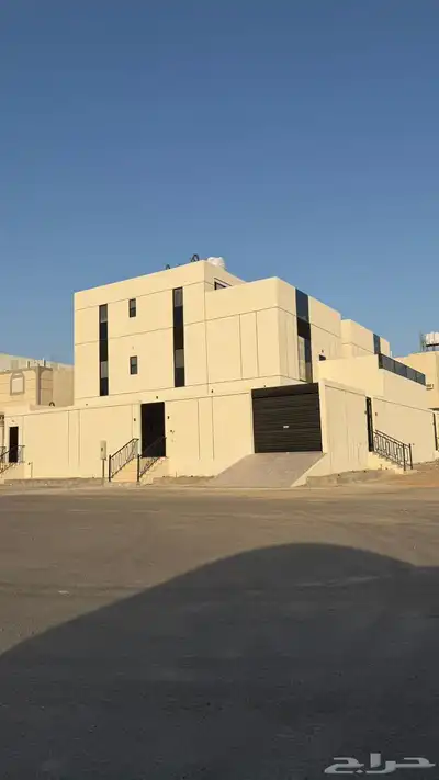 فلل للبيع بالعوينة ( الخضراء ) 0