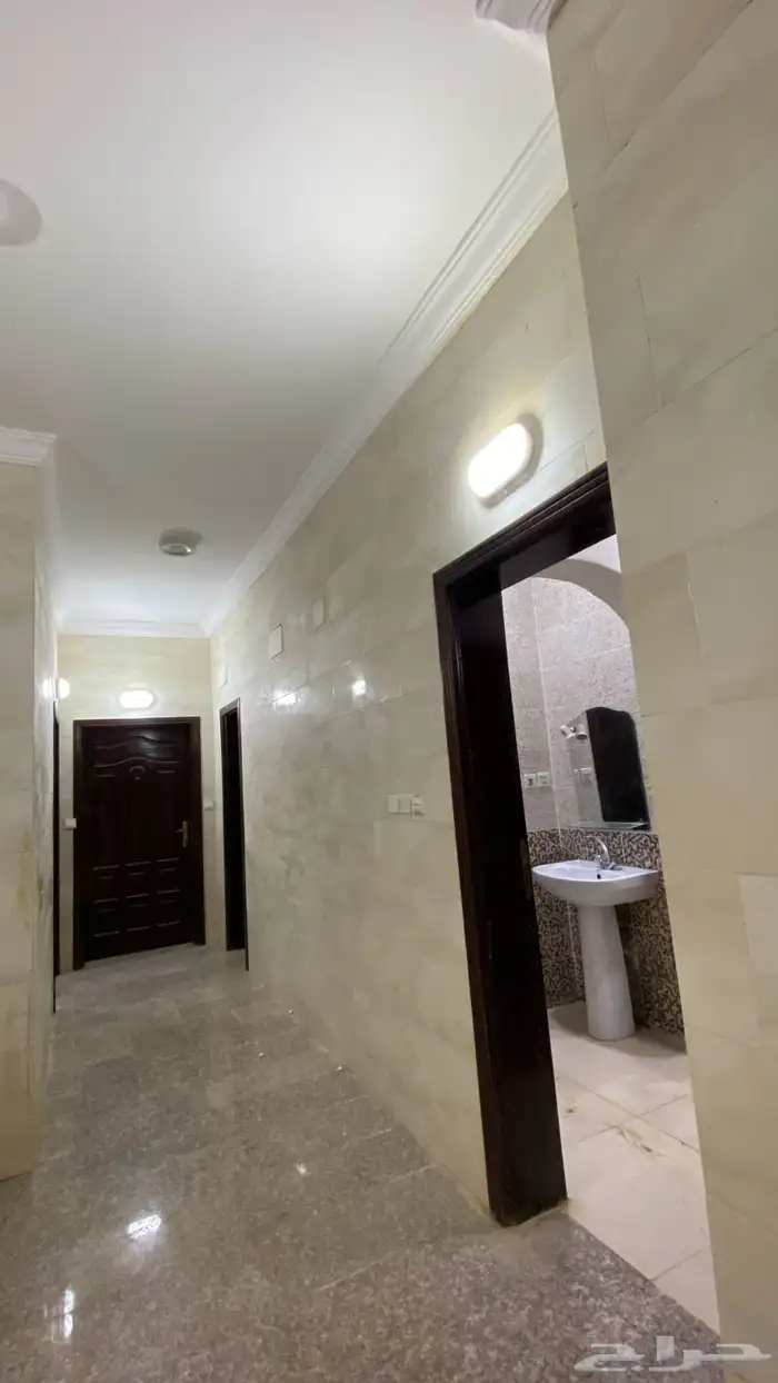 عمارة للبيع في رابغ 12