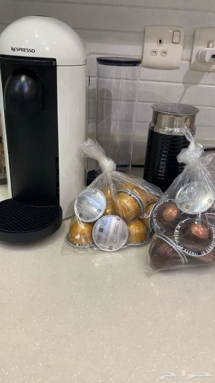 آلة قهوة كبسولات فيرتو بلس 1