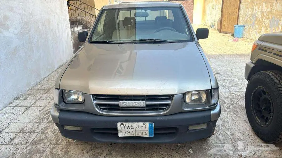 ايسوزو 2003 1