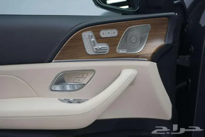 مرسيدس GLE 450 Coupe 2025 أصفار خليجي رمادي سيليكون بيج 14