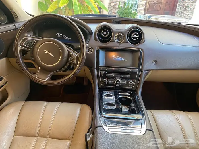 جاكوار XJL 2015 12