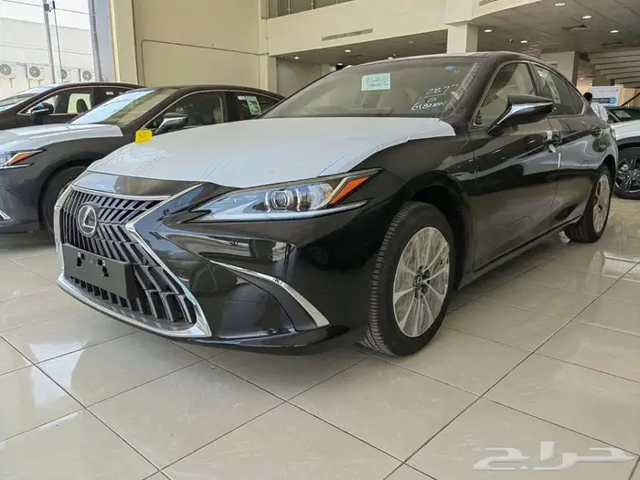 ليكزس اي اس 250 AA اسود استندر 2025 سعودي 0