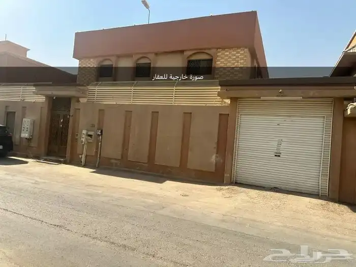 للبيع فيلا دور ارضي وشقتين حي السويدي 0