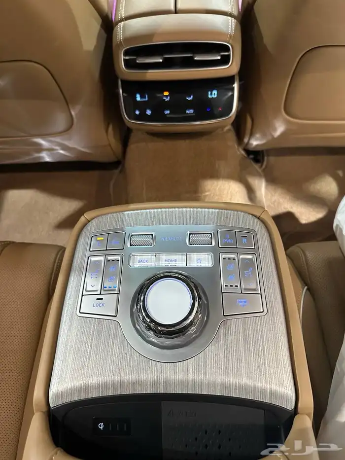 جينيسس G80 رويال 6 سلندر 2025 . رصد الفخامة 43