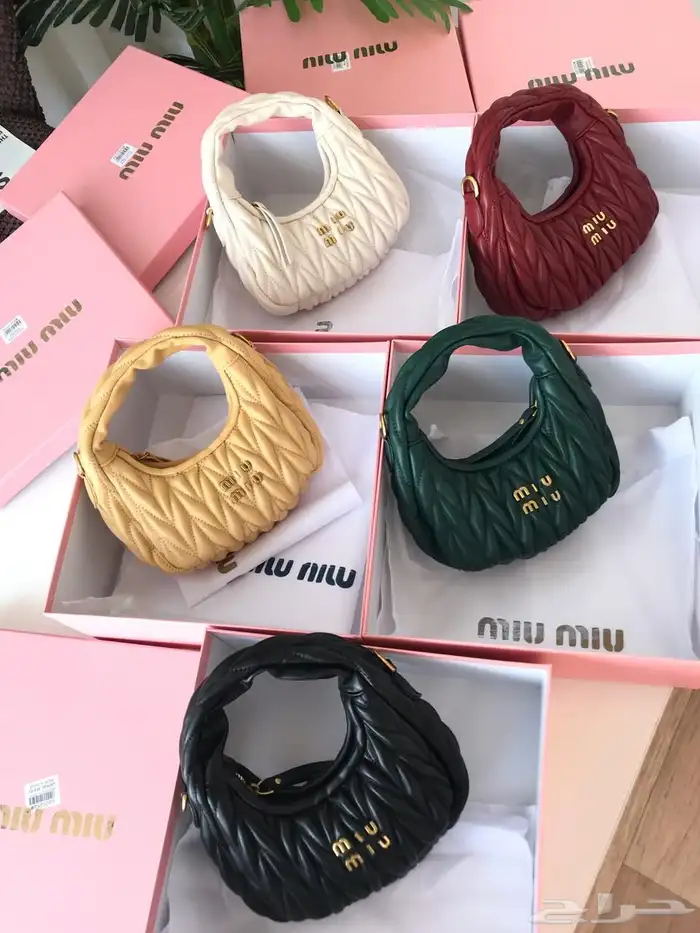 شنط تجنن ماركه درجه اولى عندي وحده منهم لها 6 خيال 2