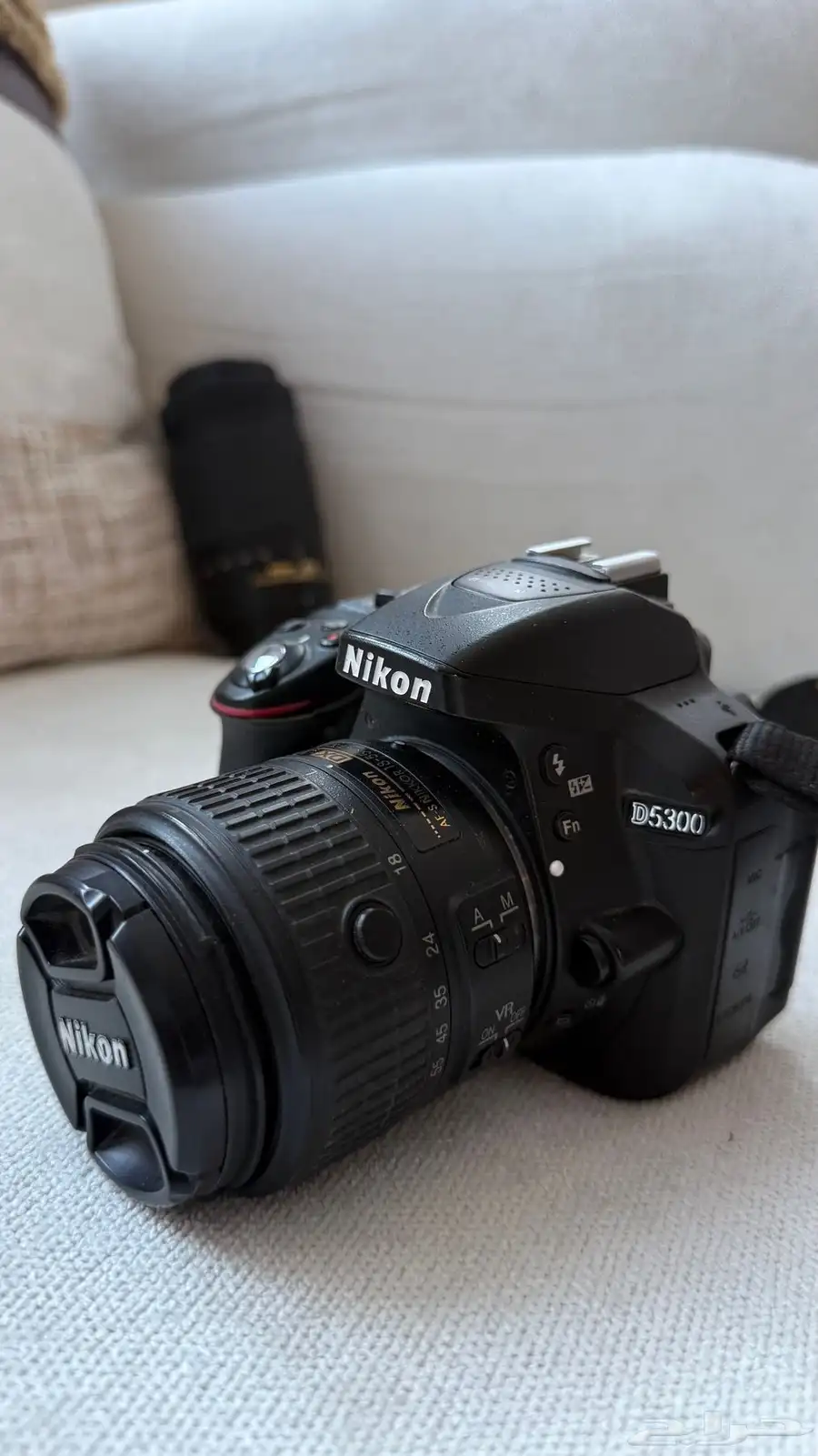 كاميرا نيكون D5300 للبيع مع جميع عدساته وملحقاته 0