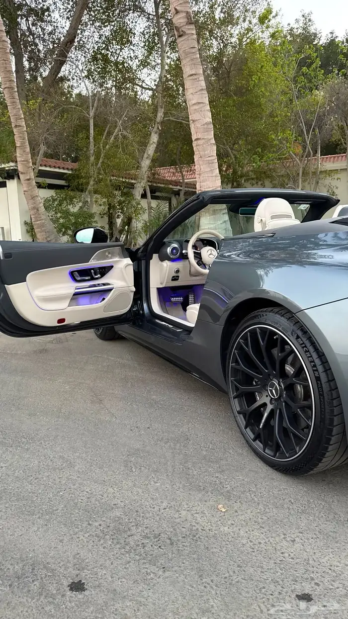 SL43 AMG Model 2023 10