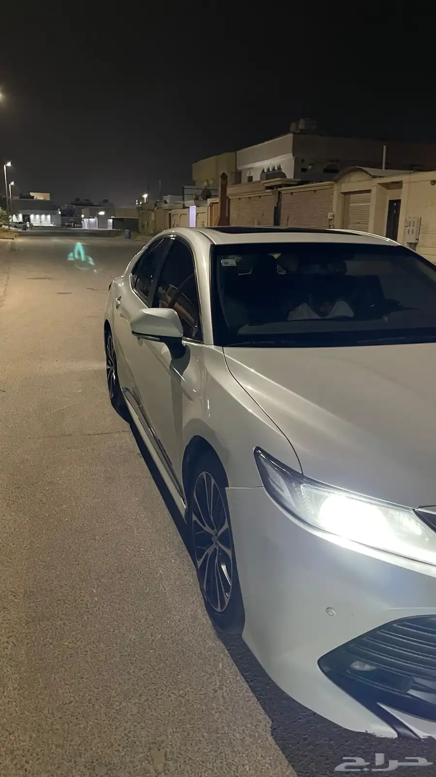 للبيع كامري 2020 هايبرد 5
