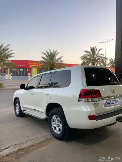 لاندكروزر 2021 ديزل 4