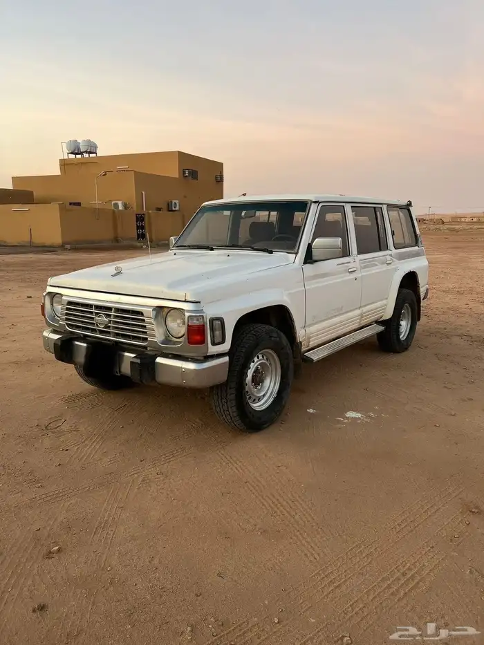 جيب باترول مديل93المركات شرط قير مكينه شرط دبل بنزين الموتر 0