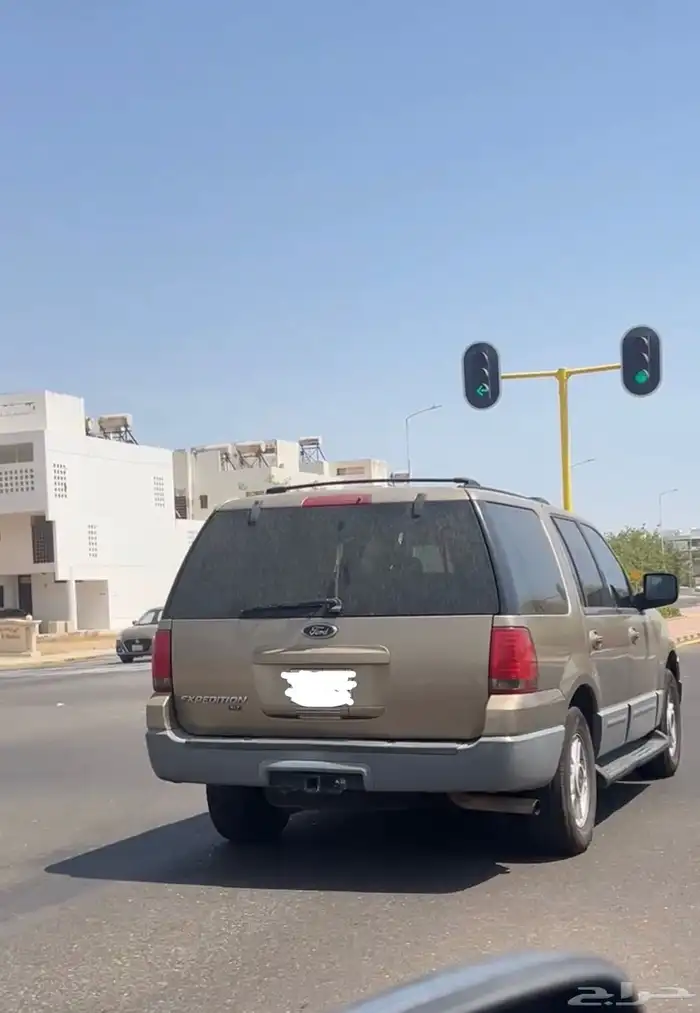 اكسبدشن 2003 قصير للبيع 0