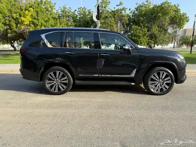 لكزس LX600 BB 1