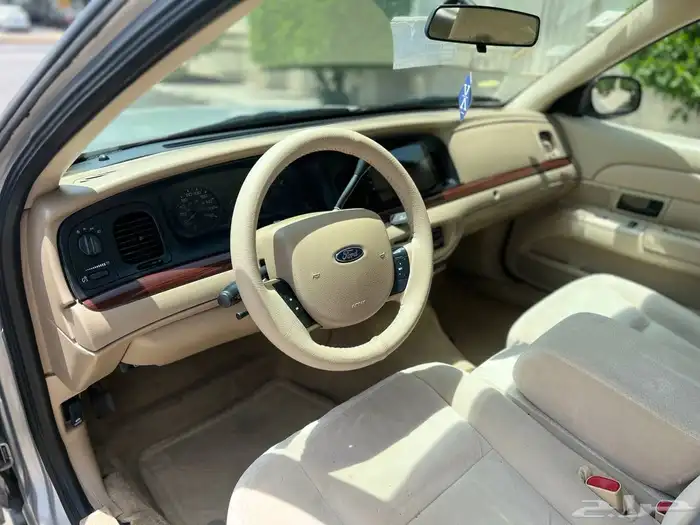 فورد كروان فكتوريا 2012 ماشي 270 الف (تم البيع) 14