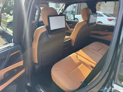 لكزس LX600 BB 3