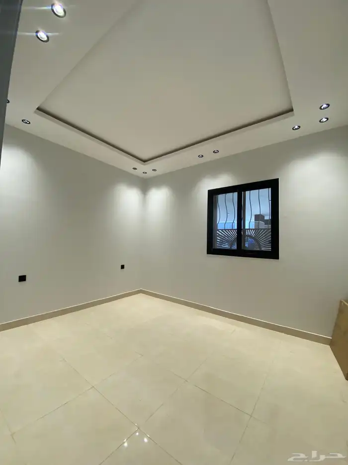 شقق فاخرة للبيع في حي عكاظ 15