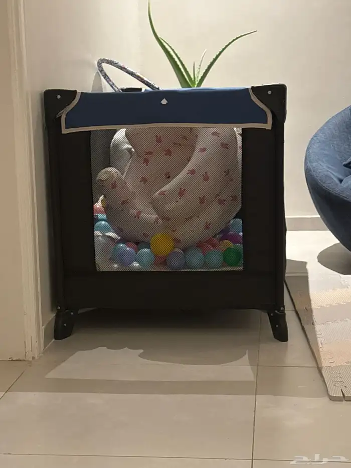 منطقه لعب chicco 0