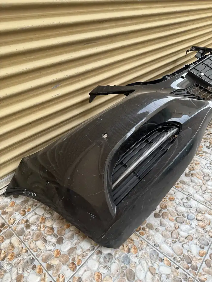 صدام امامي مرسيدس يخت 2016 امريكي 2