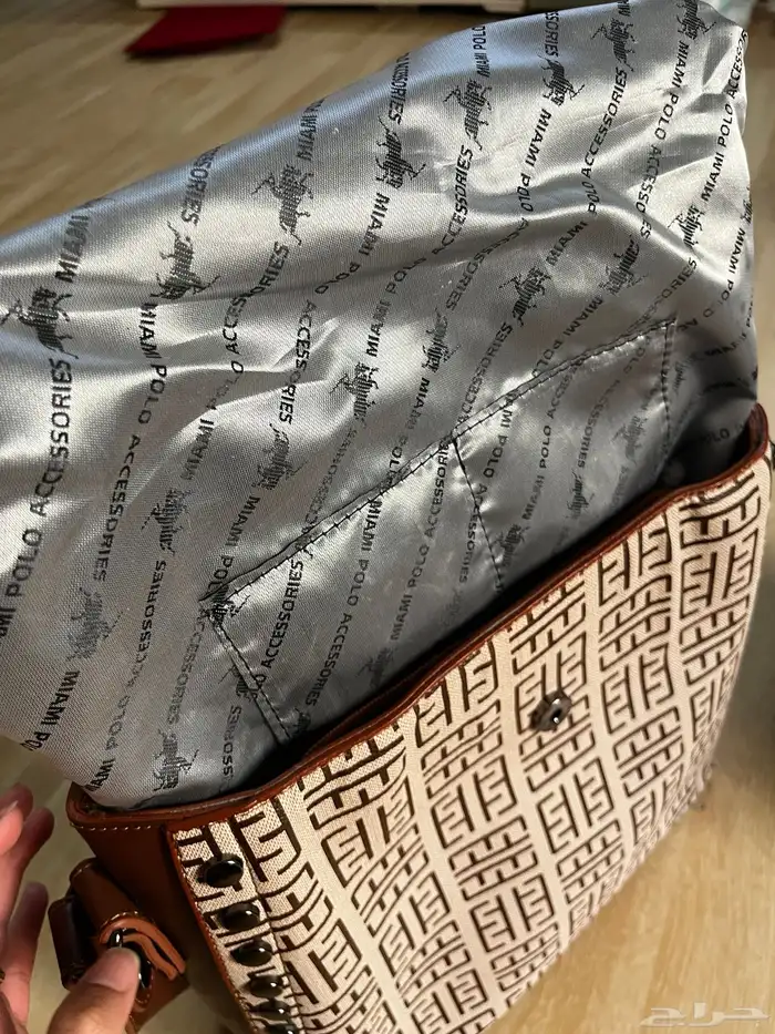 شنطه بولو نسائيه ماركه اصليه 6