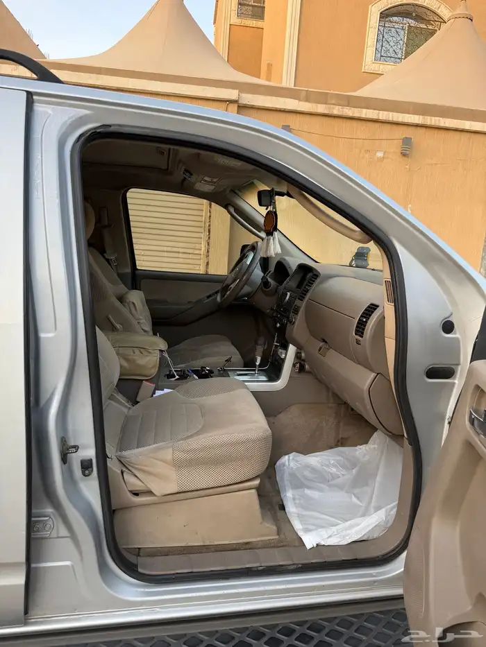 NISSAN pathfinder FAMILY USED SUV 6