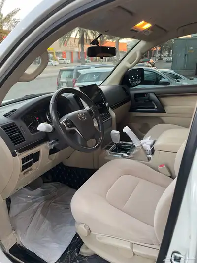 لاندكروزر 2021 ديزل 6