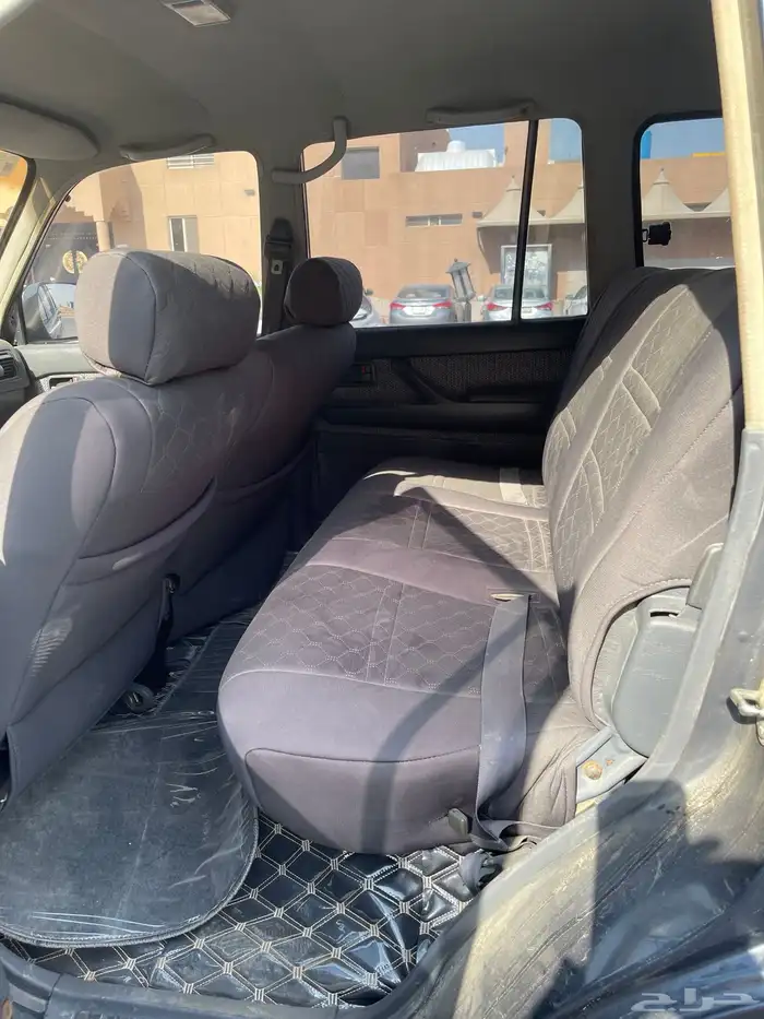 جيب لاندكروزر GX موديل 1992 اللون ازرق غامق مالك اول 10