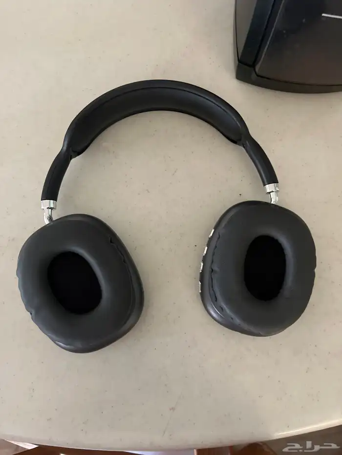 سماعة بلوتوث تشبك على الجوال 1