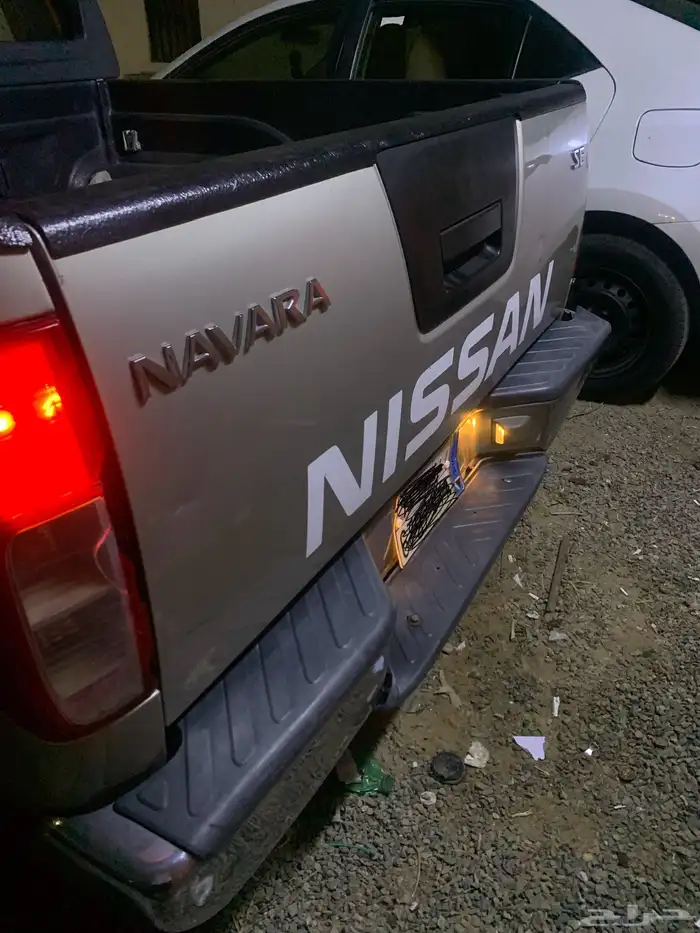 نيسان نافارا 10