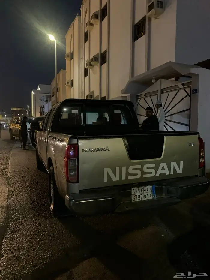 نيسان نافارا 16