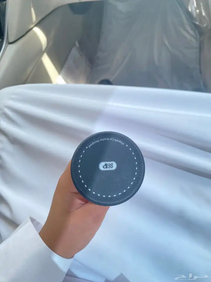 شاحن لاسلكي يشحن الايفون الجالكسي مدري وقاعدة جوال 0