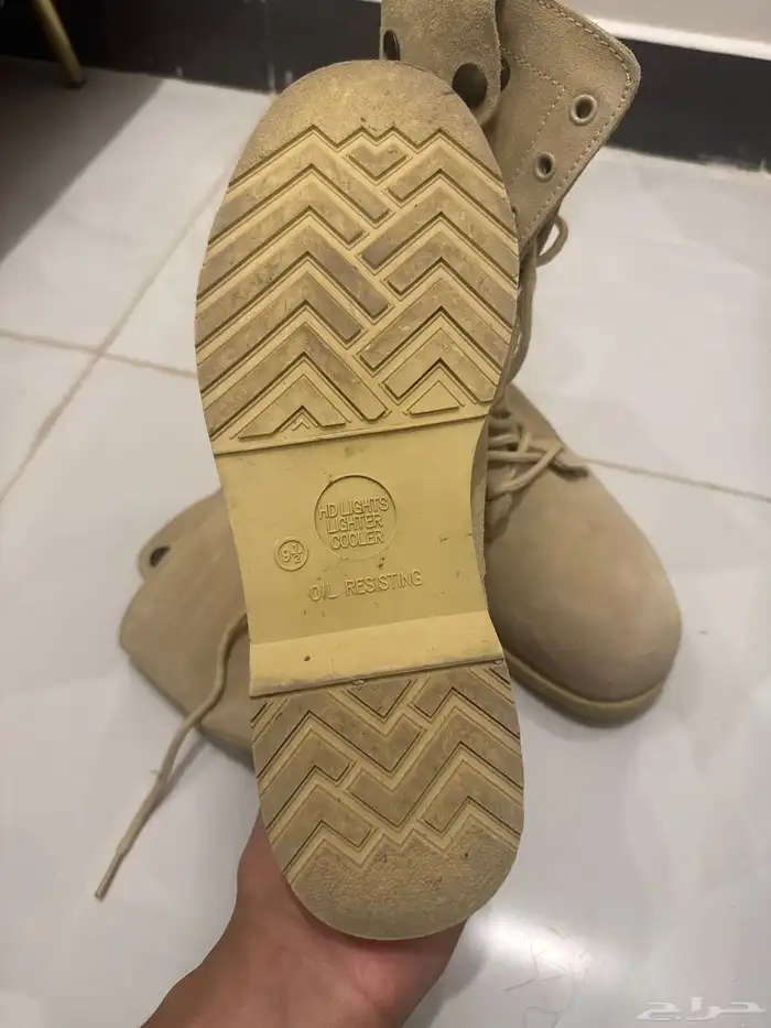 بوت عسكري 1