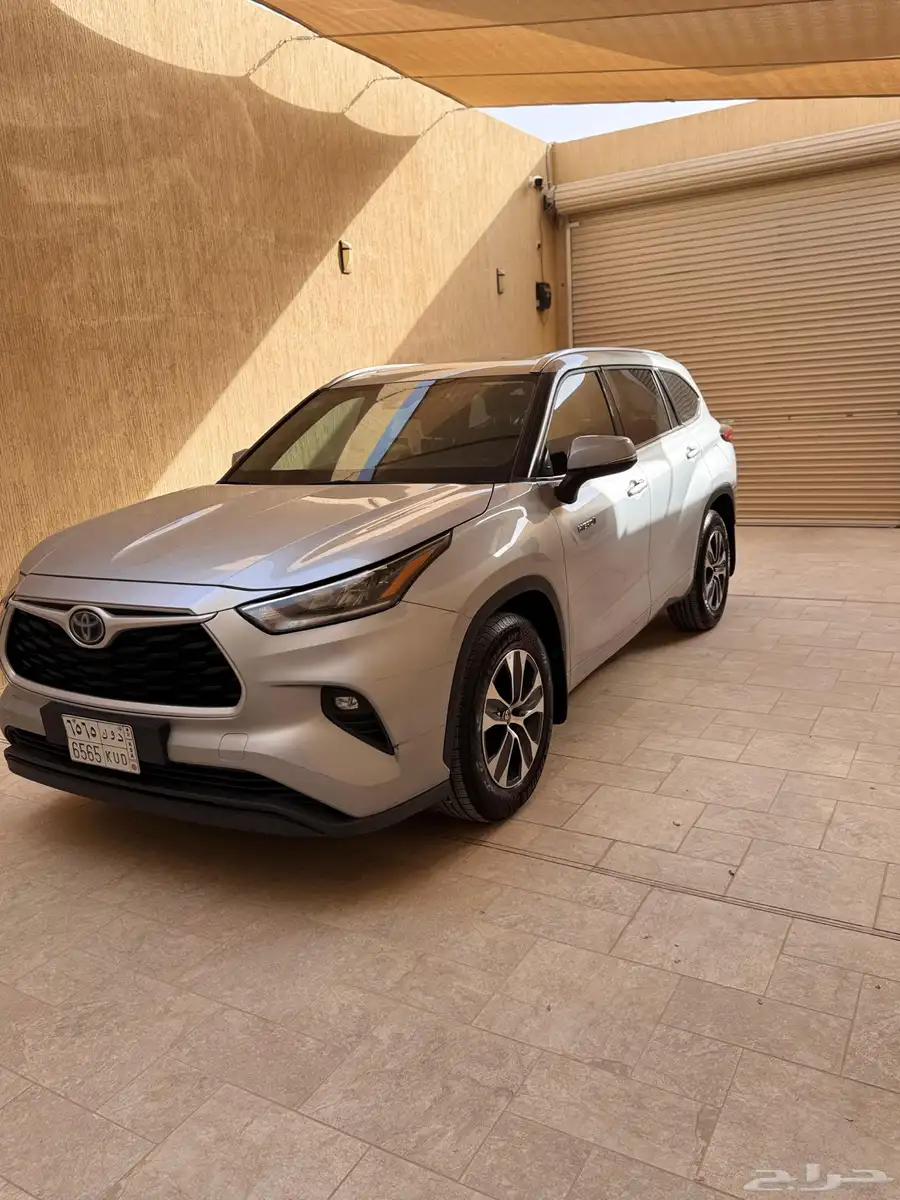 تويوتا هايلاندر GLE 9