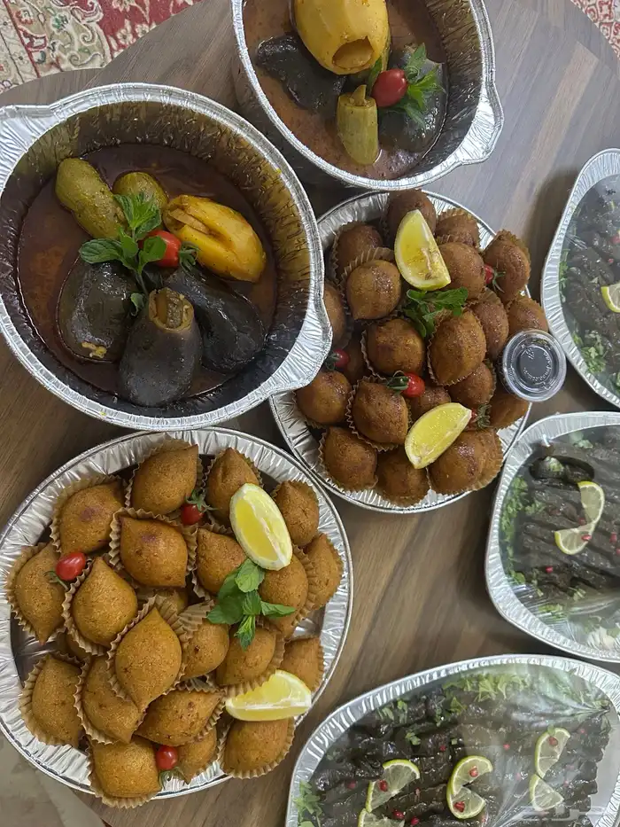 اطلب منسف واكثر 10