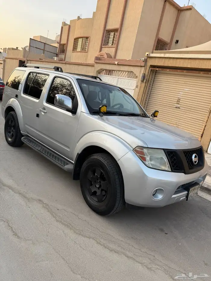 NISSAN pathfinder FAMILY USED SUV 0
