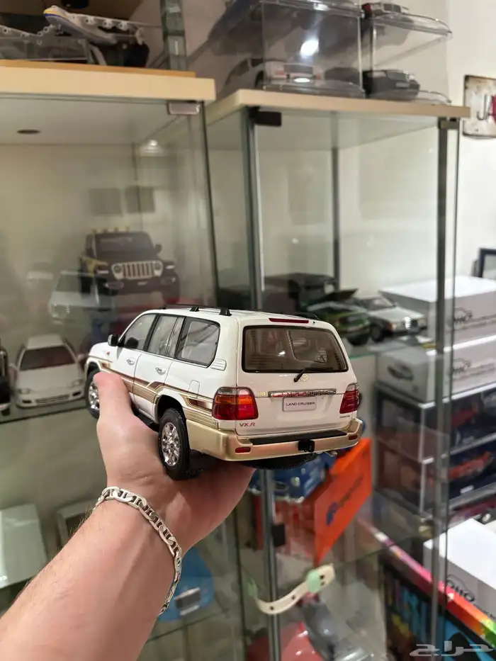 مجسم سيارة 1