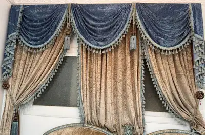 كنب كلاسيك فاخر نظيف جدا 5