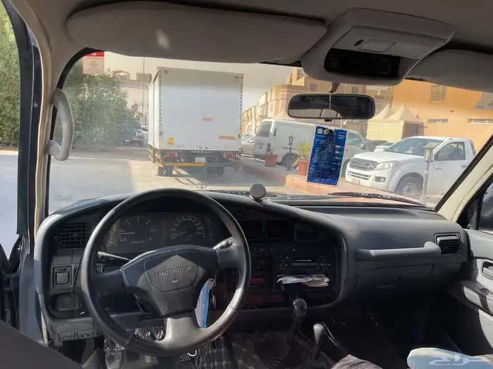 جيب لاندكروزر GX موديل 1992 اللون ازرق غامق مالك اول 11