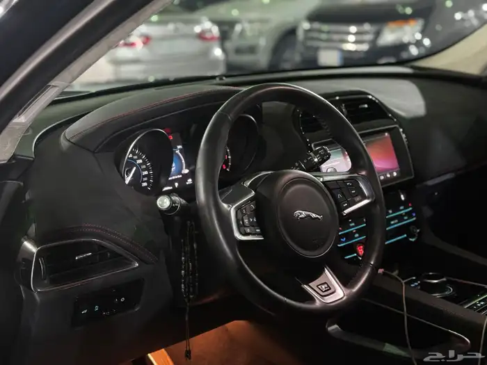 جاكور F Pace موديل 2020 عداد 54 الف فل الفل 6
