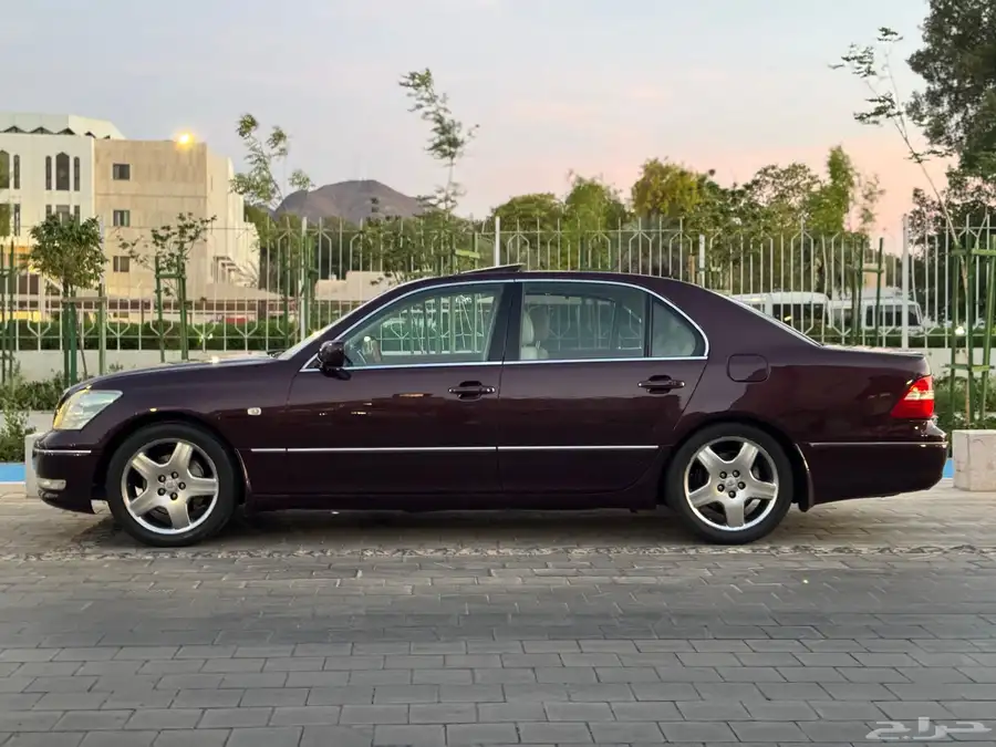 2005 Lexus LS430 7