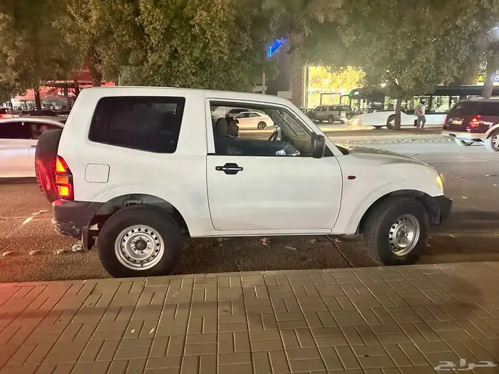 باجيرو 2002 باب واحد نظيف 0