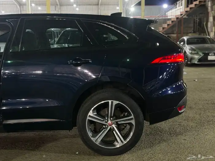 جاكور F Pace موديل 2020 عداد 54 الف فل الفل 10
