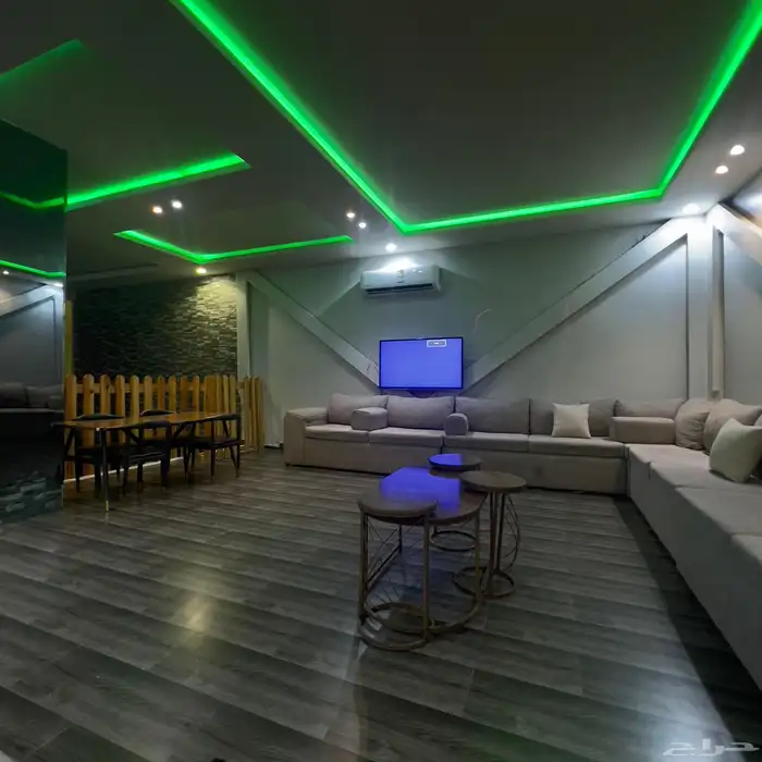 شاليهات مسابح داخليه اوخارجيه450 وسط الاسبوع جنوب الرياض 9