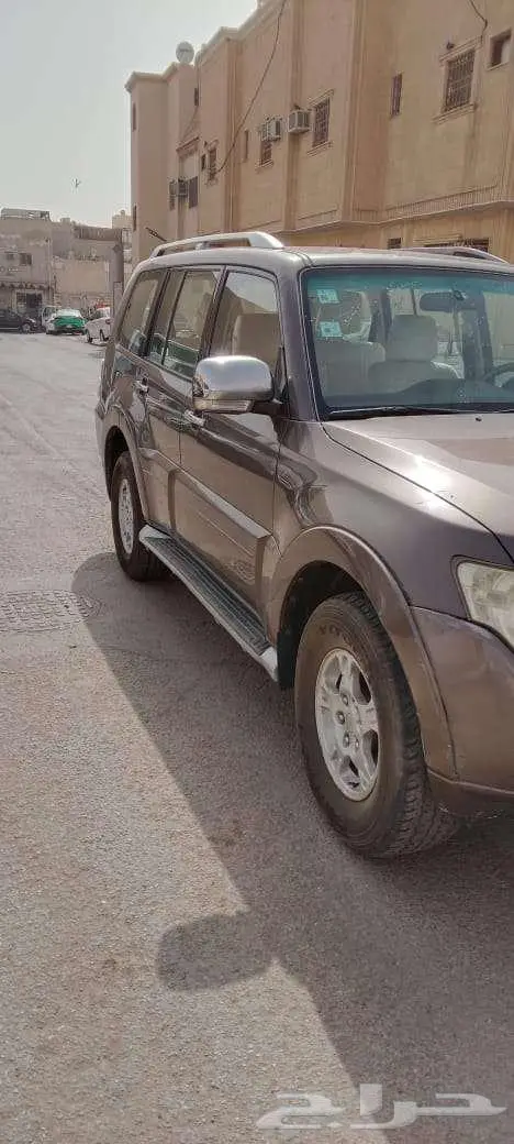 ميتسوبيشي باجيرو  السعر (20 ريال سعودي) 2