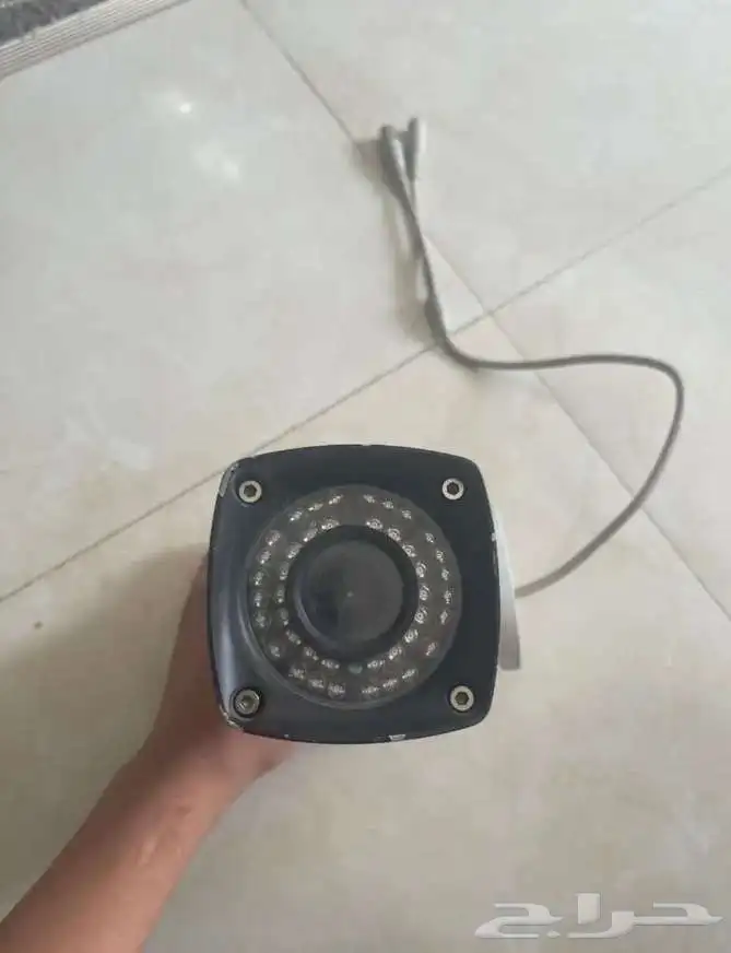 كاميرات متحركه مع اغراضها وقواعدها وجديدات وماستعملت جديده 0