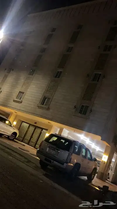 شقة للبيع بسعر مغري حي مريخ 0